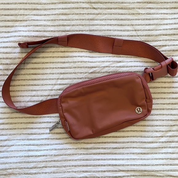 lululemon athletica Handbags - Lulu Lemon belt bag